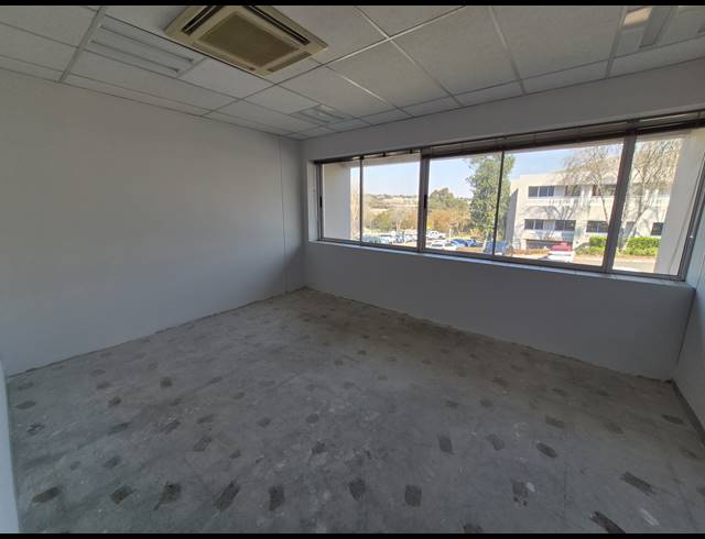 686M² OFFICE TO LET IN WOODMEAD
